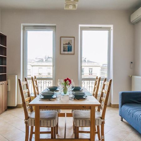 Apartment Metro Politechnika Варшава Екстериор снимка