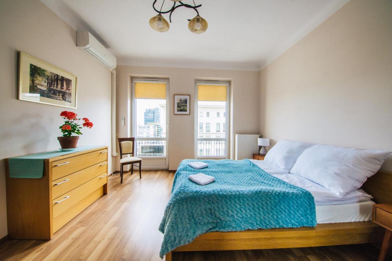 Apartment Metro Politechnika Варшава Екстериор снимка