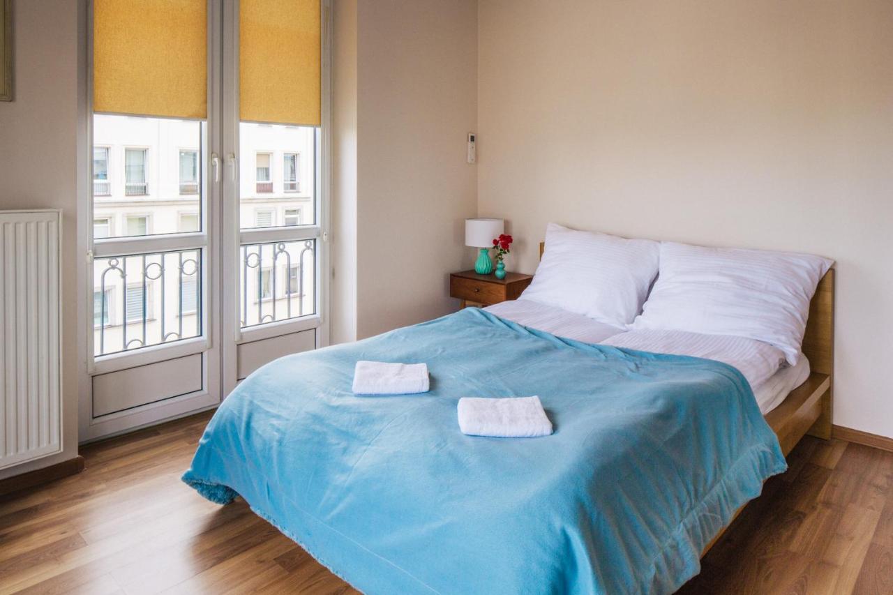 Apartment Metro Politechnika Варшава Екстериор снимка